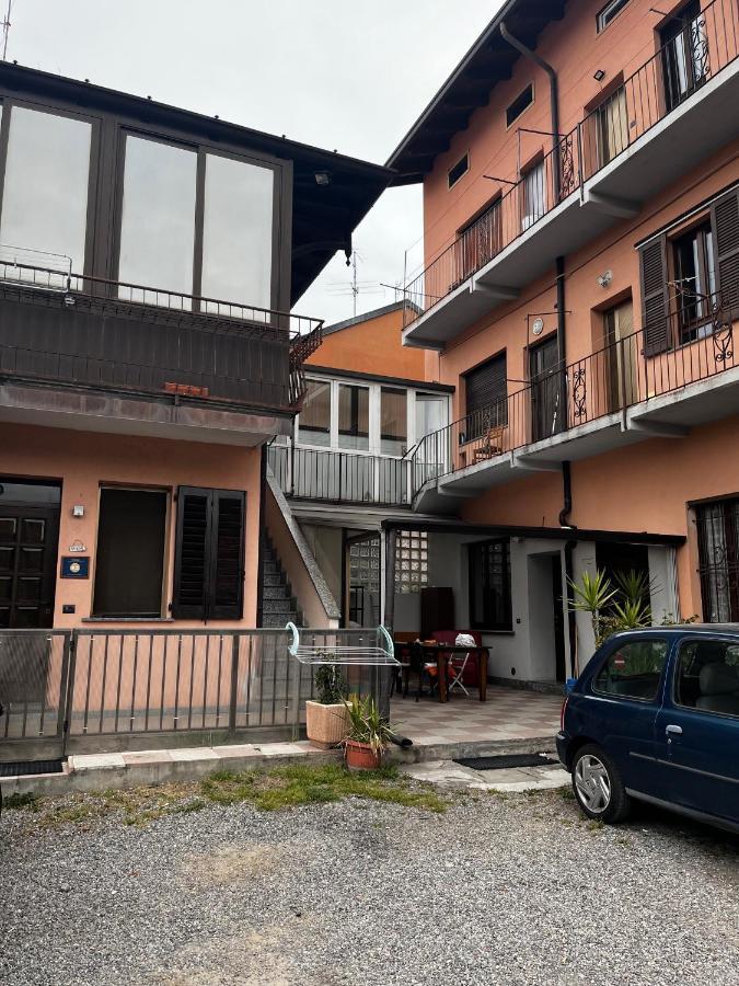 Camera Con Bagno Mirjana Cislago Kültér fotó